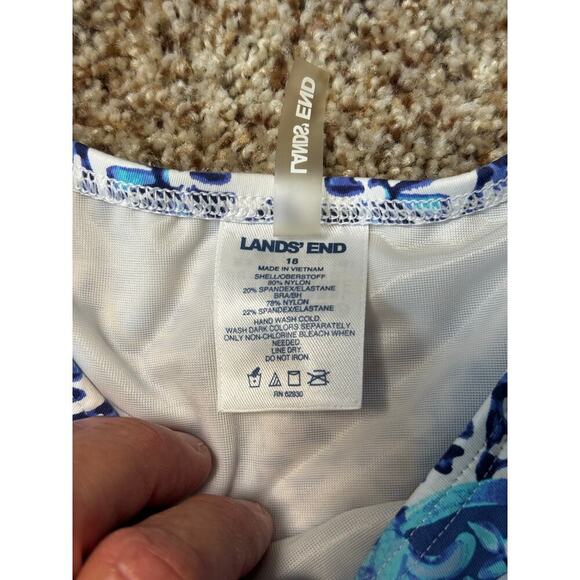 Land's End Women's Swim suit separates; size women's 18; Skirt/Skort & top - Picture 10 of 10